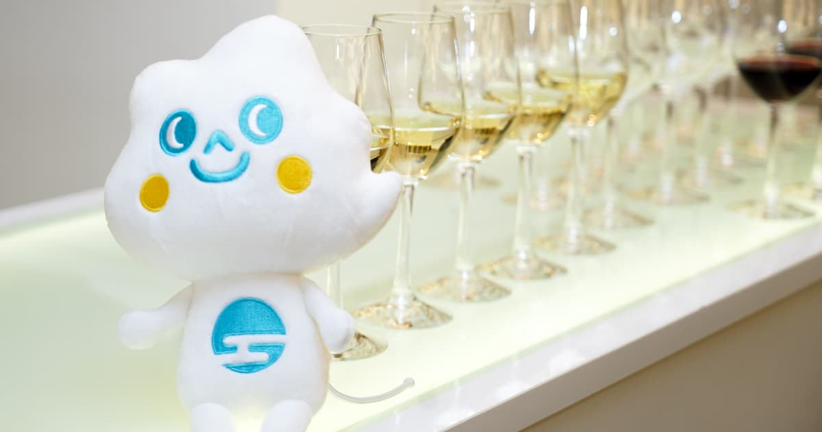 月次目標の達成を祝い、八芳園にて記念パーティーを行いました!